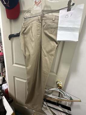 Old Navy Regular Khakis 36x30 Tan Cotton Pants